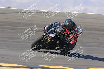 media/Nov-06-2023-Moto Forza (Mon) [[ce023d0744]]/4-Beginner Group/Session 2 (Bowl Tight Speed)/